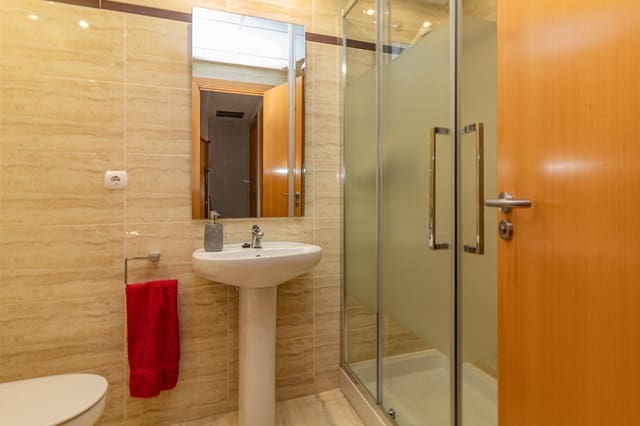 3 bedroom Flat for rent in Oeste, Castelló de la Plana with pool - € 1,200 (Ref: 9415884)