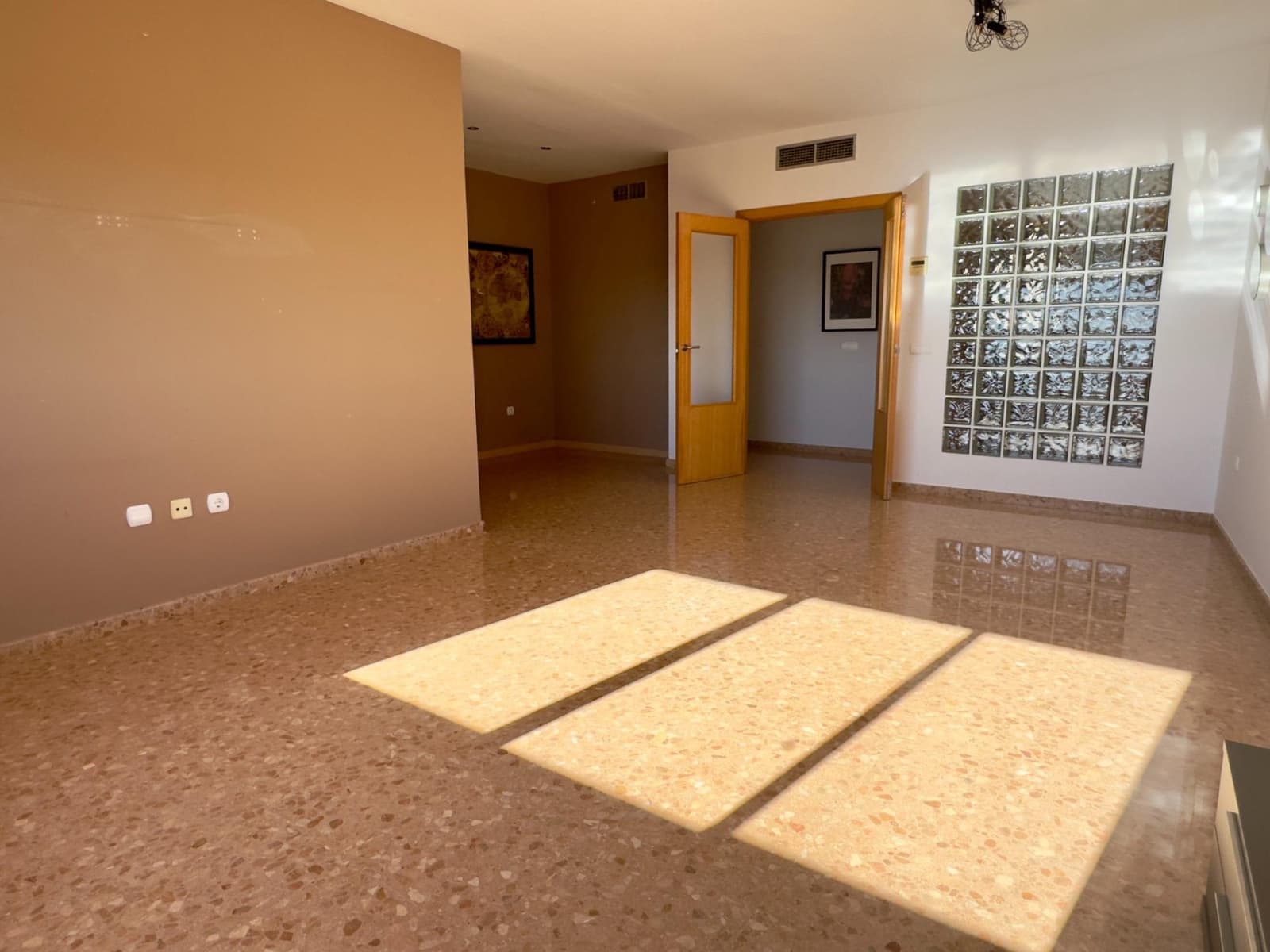 3 camera da letto Appartamento da affittare in Castello de la Plana con piscina - 1.200 € (Rif: 9415884)