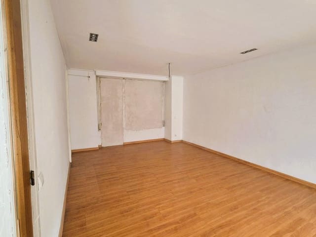 4 makuuhuone Asunto myytävänä paikassa Centro, Castelló de la Plana - 174 500 € (Ref: 9427148)