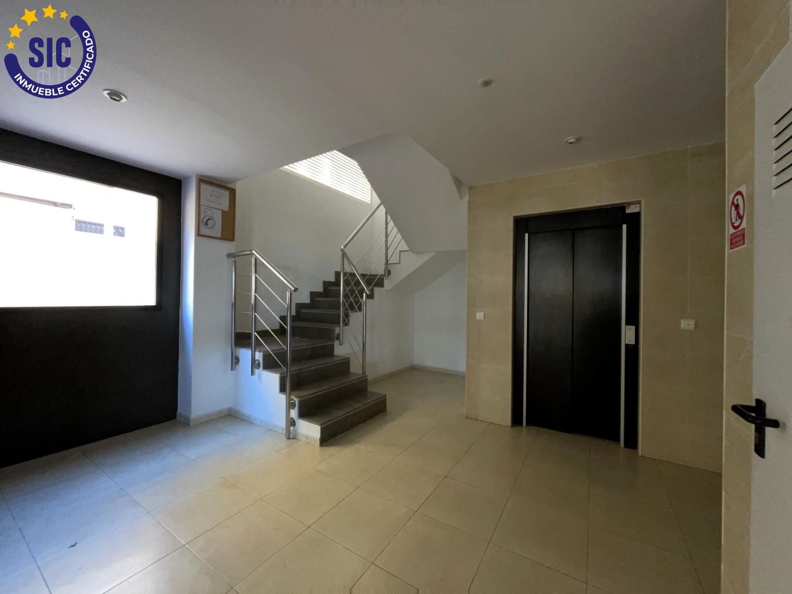 2 bedroom Apartment for sale in Oropesa  with pool - € 155,000 (Ref: 9449102)