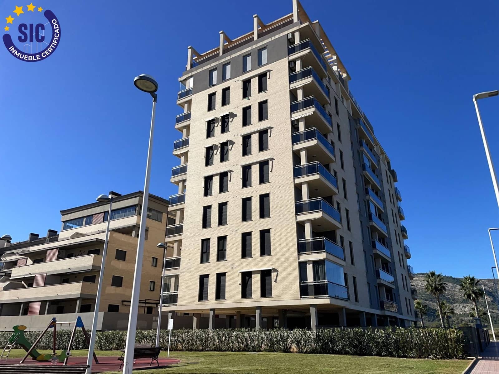 2 bedroom Apartment for sale in Oropesa  with pool - € 155,000 (Ref: 9449102)