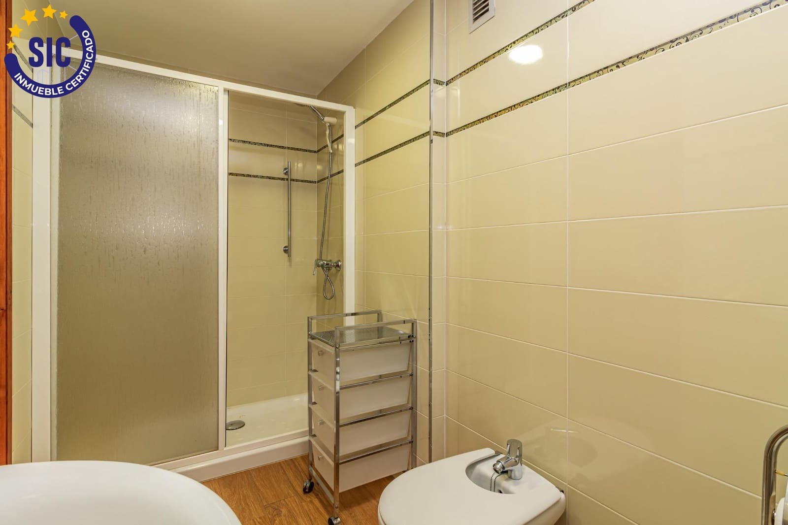 4 Zimmer Wohnung zu verkaufen in Castello de la Plana mit Garage - 186.000 € (Ref: 9456201)