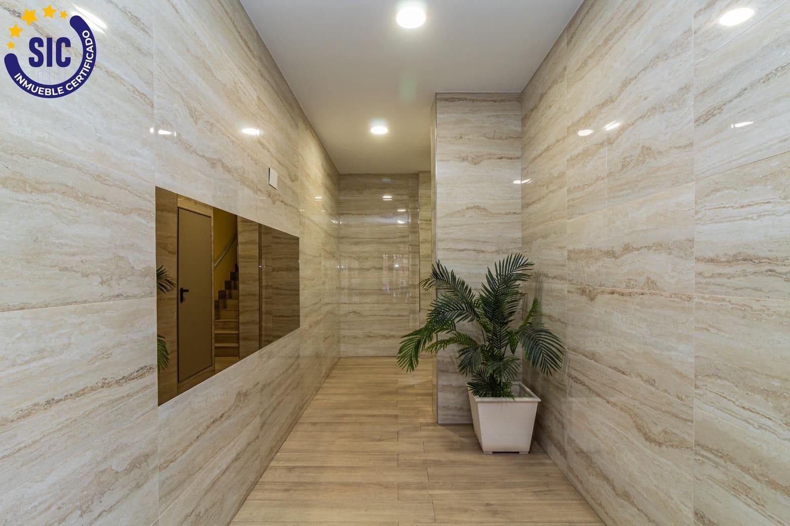 4 Zimmer Wohnung zu verkaufen in Castello de la Plana mit Garage - 186.000 € (Ref: 9456201)