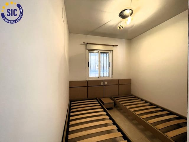 2 bedroom Apartment for sale in Oropesa  with pool - € 140,000 (Ref: 9465613)