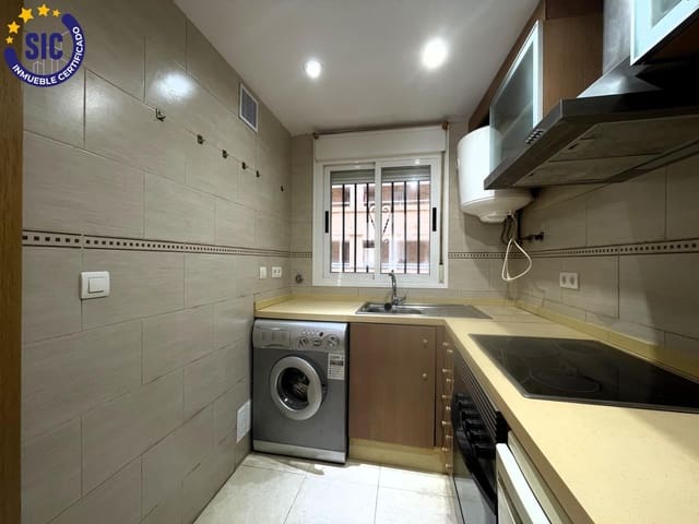 2 bedroom Apartment for sale in Oropesa  with pool - € 140,000 (Ref: 9465613)