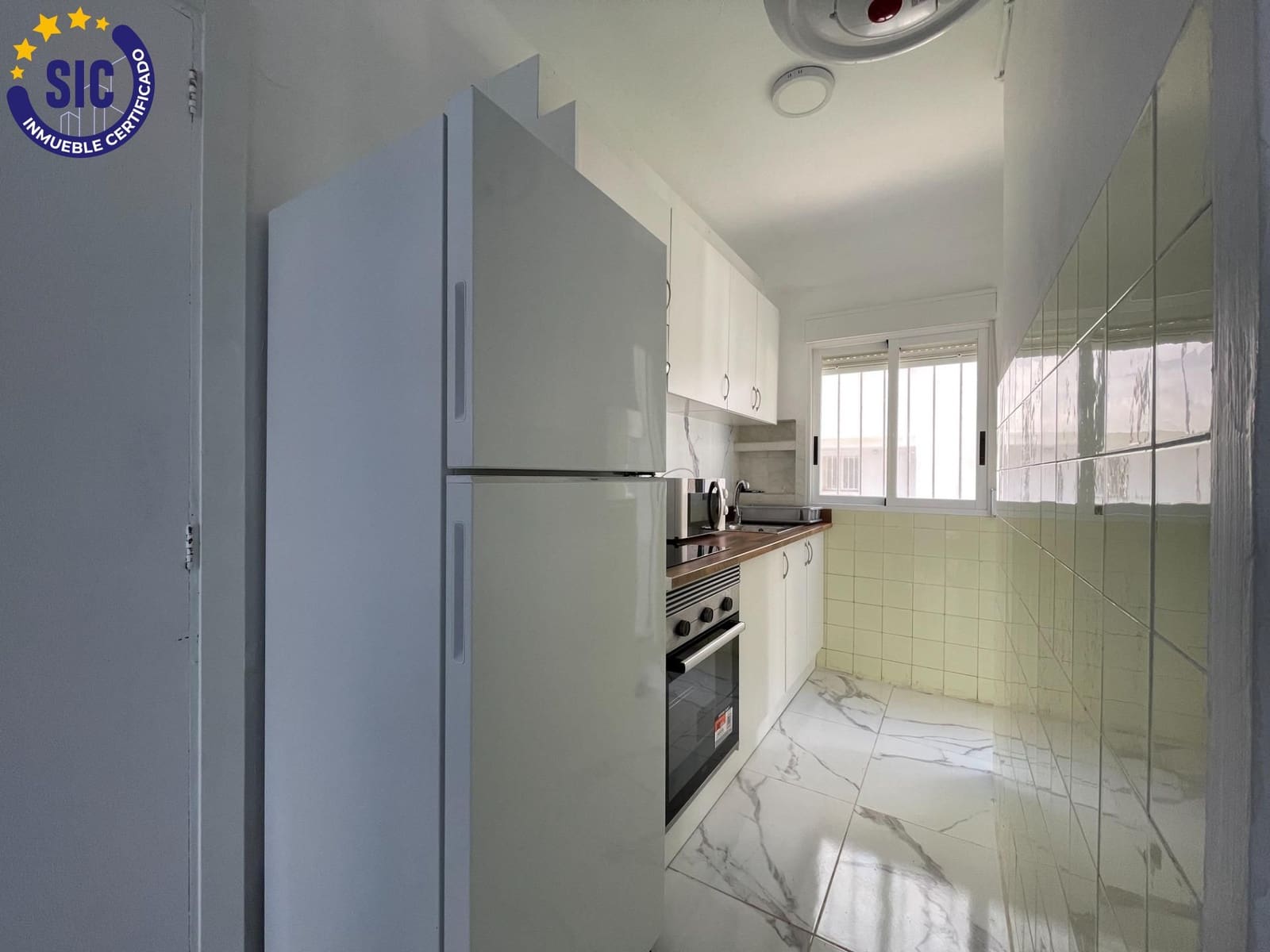 2 bedroom Apartment for sale in Oropesa  - € 120,000 (Ref: 9470367)