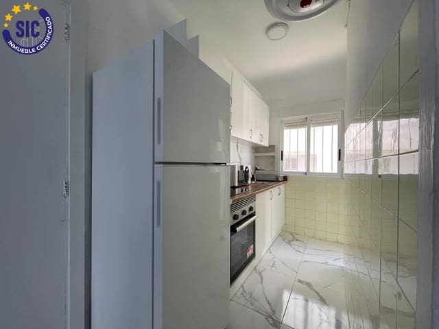 2 bedroom Apartment for sale in Oropesa  - € 120,000 (Ref: 9470367)