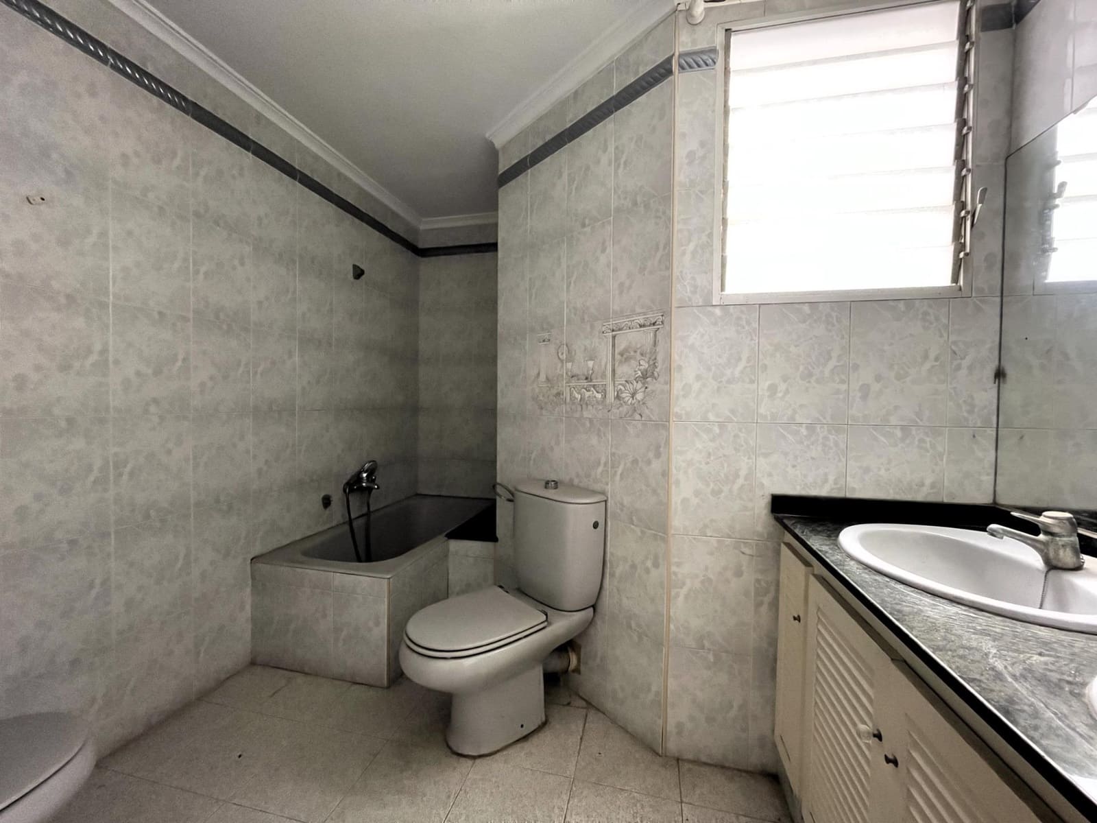 2 sypialnia Mieszkanie na sprzedaż w Castello de la Plana - 81 000 € (Ref: 9494570)