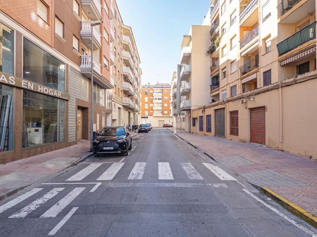 Piso de 3 habitaciones en Vinaròs en venta - 157.000 € (Ref: 9497158)