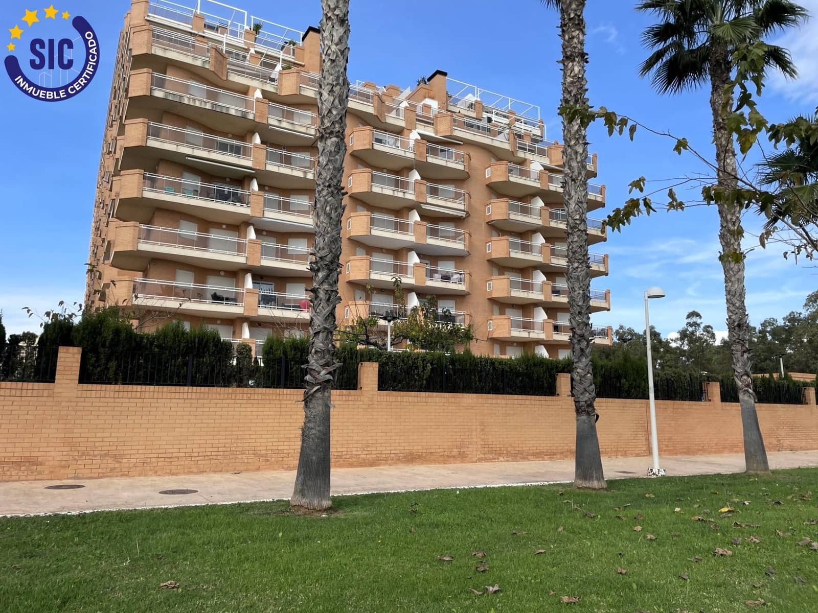2 bedroom Apartment for sale in Oropesa  with pool - € 180,000 (Ref: 9497159)