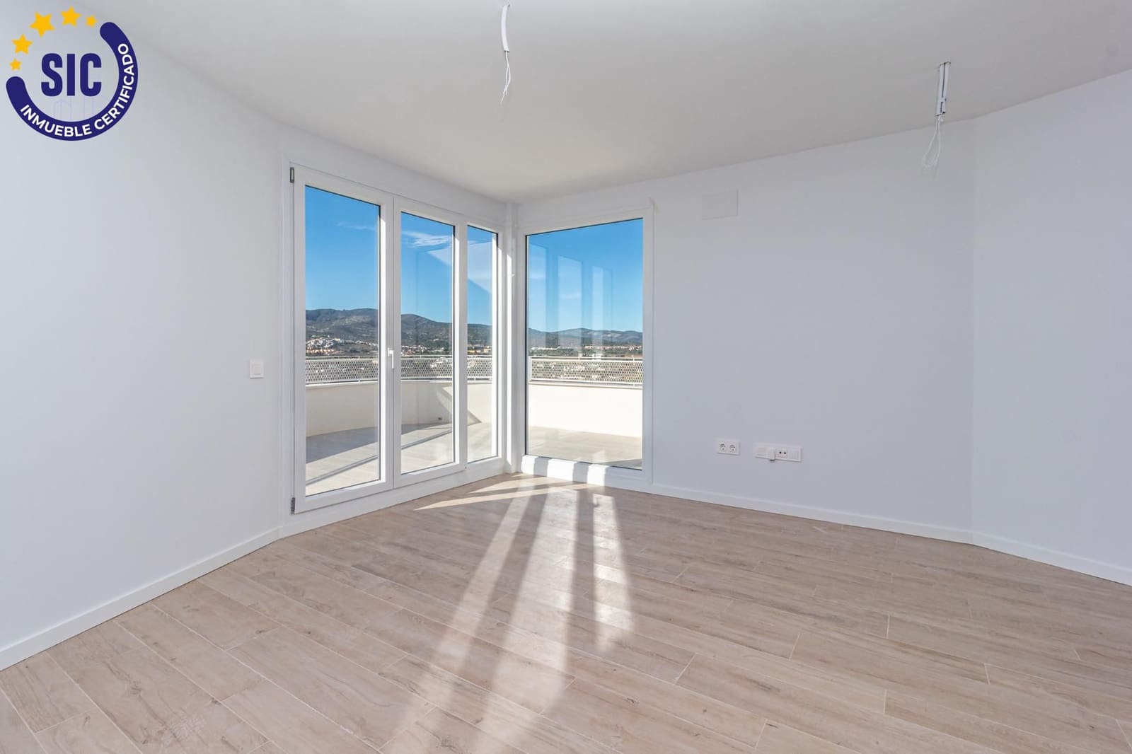 3 soveværelse Penthouse til salg i Peniscola med swimmingpool - € 380.000 (Ref: 9502236)