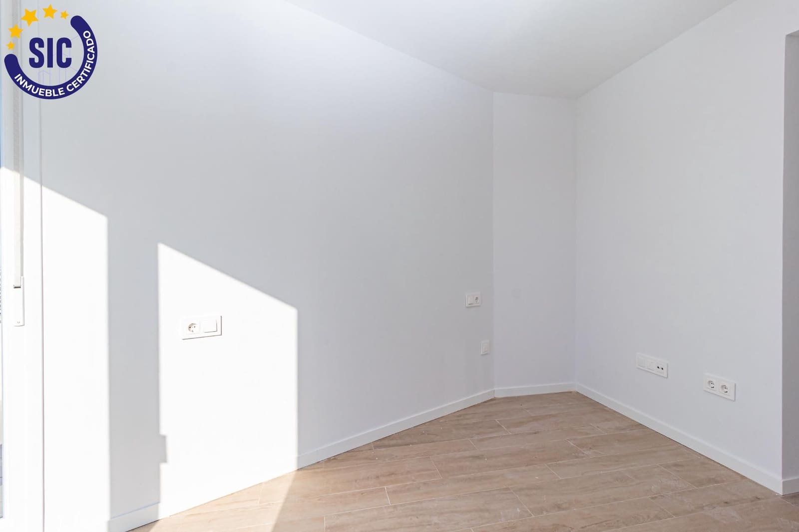 3 soveværelse Penthouse til salg i Peniscola med swimmingpool - € 380.000 (Ref: 9502236)