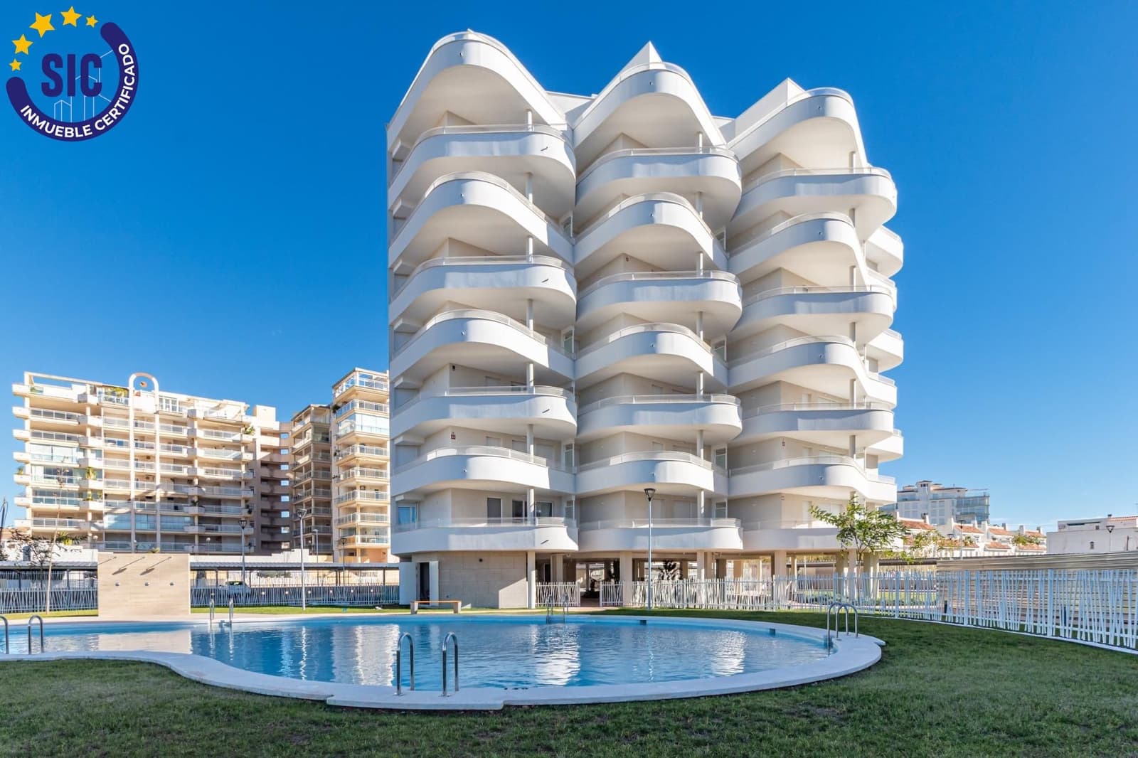 3 bedroom Penthouse for sale in Peniscola with pool - € 380,000 (Ref: 9502236)