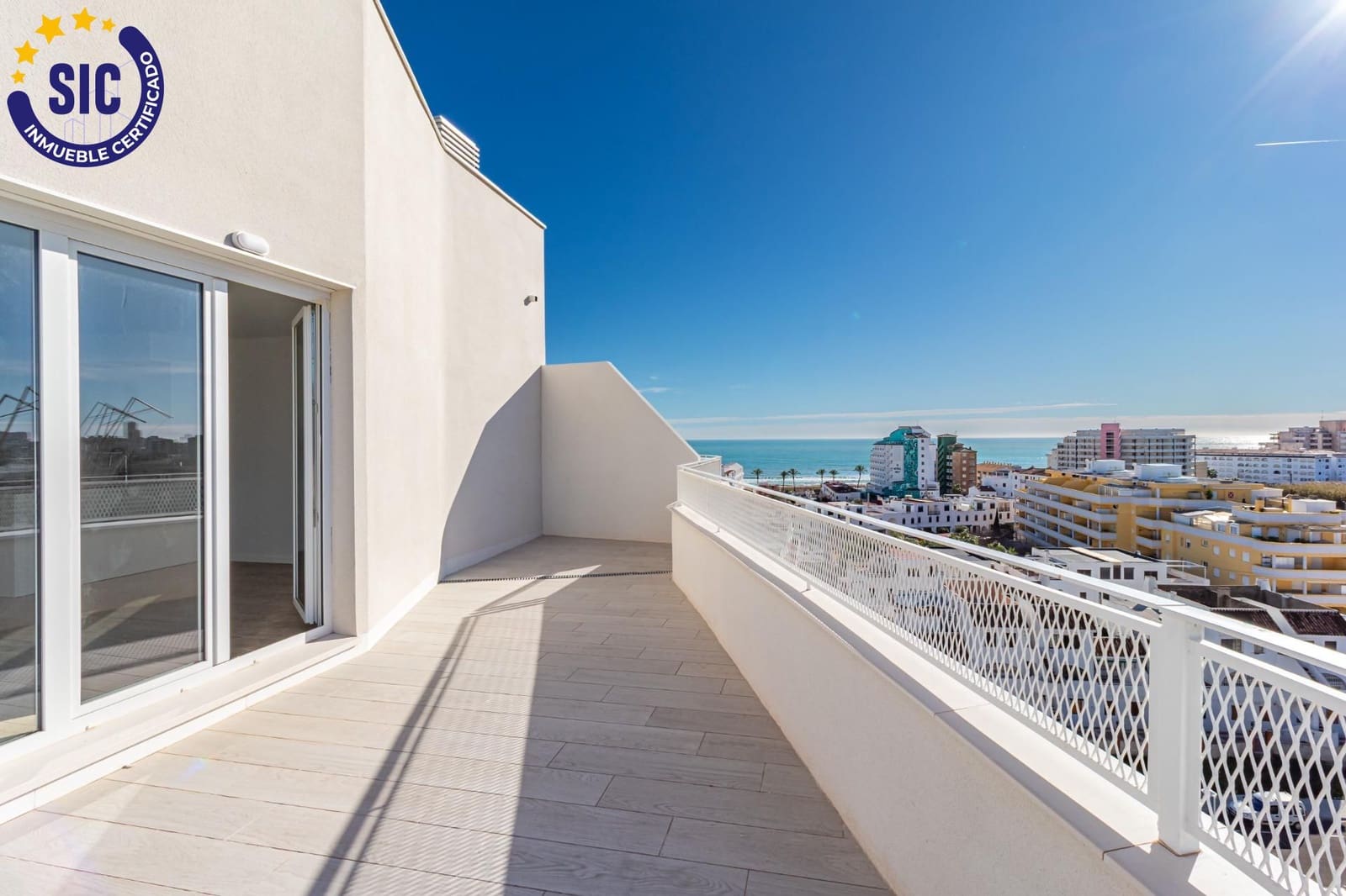 3 bedroom Penthouse for sale in Peniscola with pool - € 380,000 (Ref: 9502236)