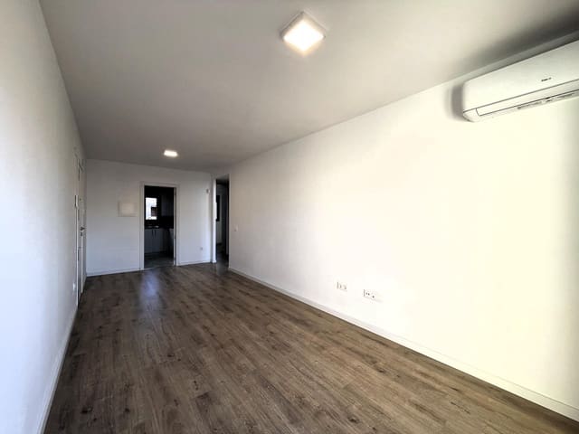 2 slaapkamer Penthouse te huur in Oropesa  - € 850 (Ref: 9502237)