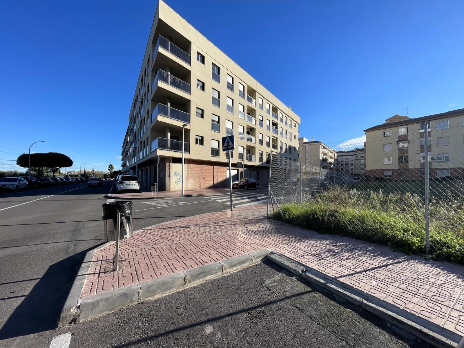 2 bedroom Penthouse for rent in Oropesa  - € 800 (Ref: 9502237)