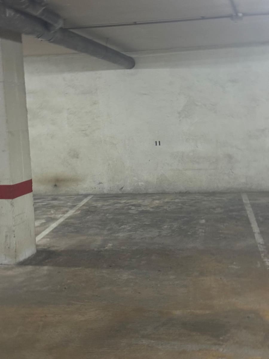 Garage for sale in Oropesa  - € 8,000 (Ref: 9516065)
