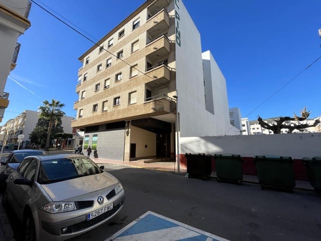 Garage for sale in Oropesa  - € 8,000 (Ref: 9516065)