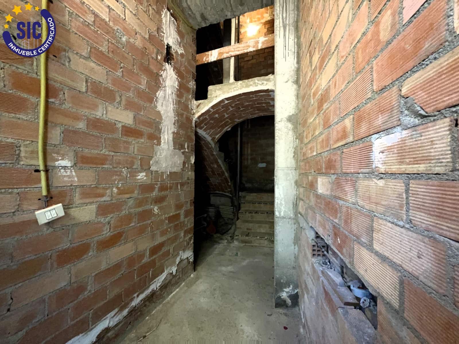 Byhus til salg i Oropesa  - € 225.000 (Ref: 9548145)