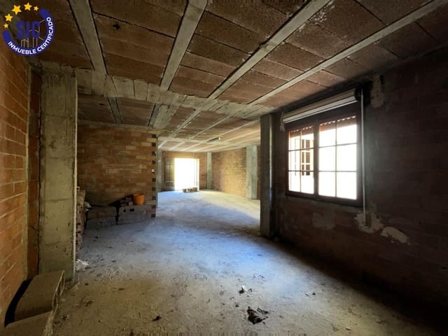 Hus til salgs i Oropesa  - € 225 000 (Ref: 9548145)