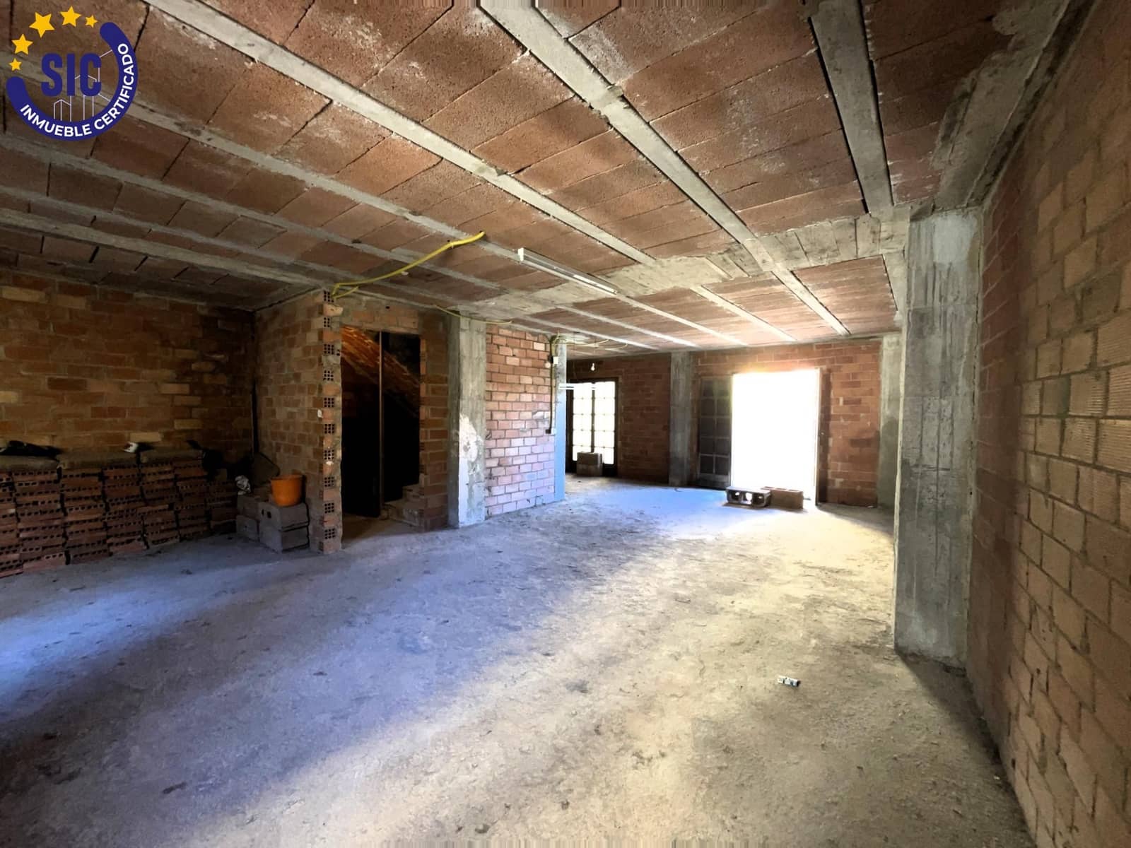 Byhus til salg i Oropesa  - € 190.000 (Ref: 9548145)