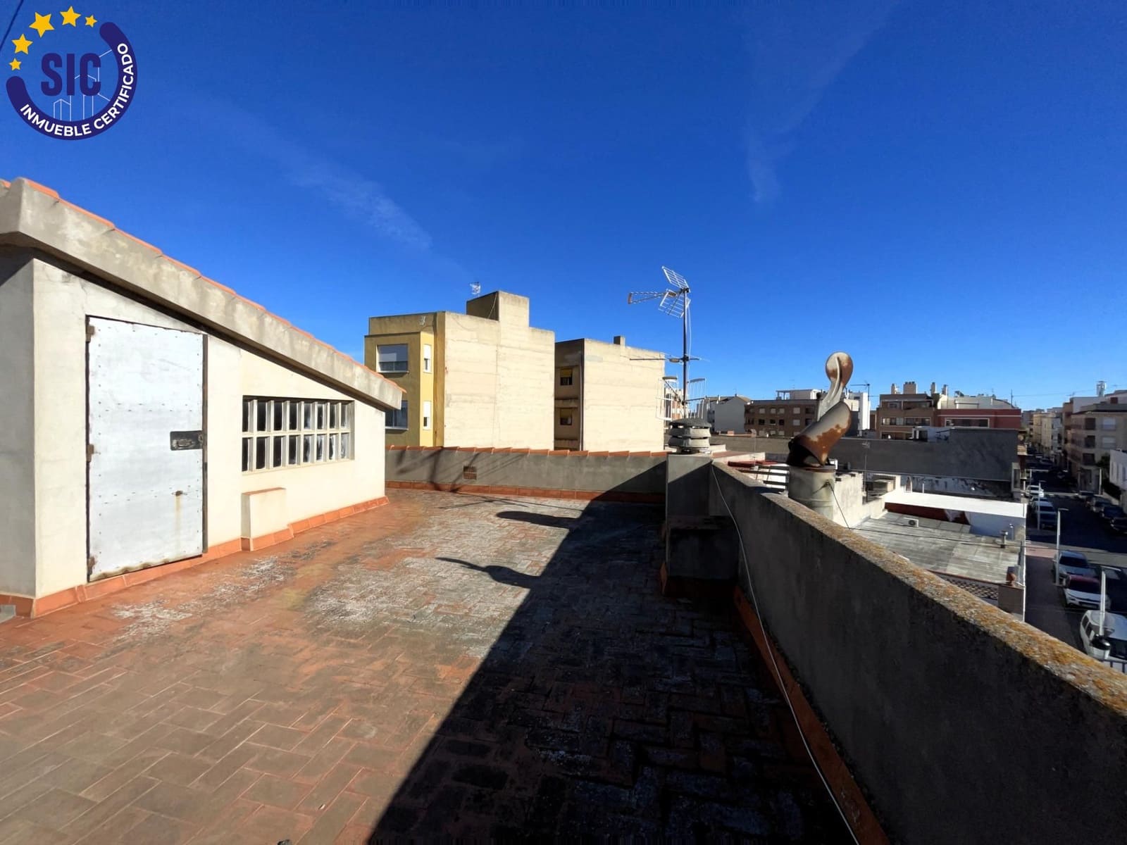 Byhus til salg i Oropesa  - € 190.000 (Ref: 9548145)