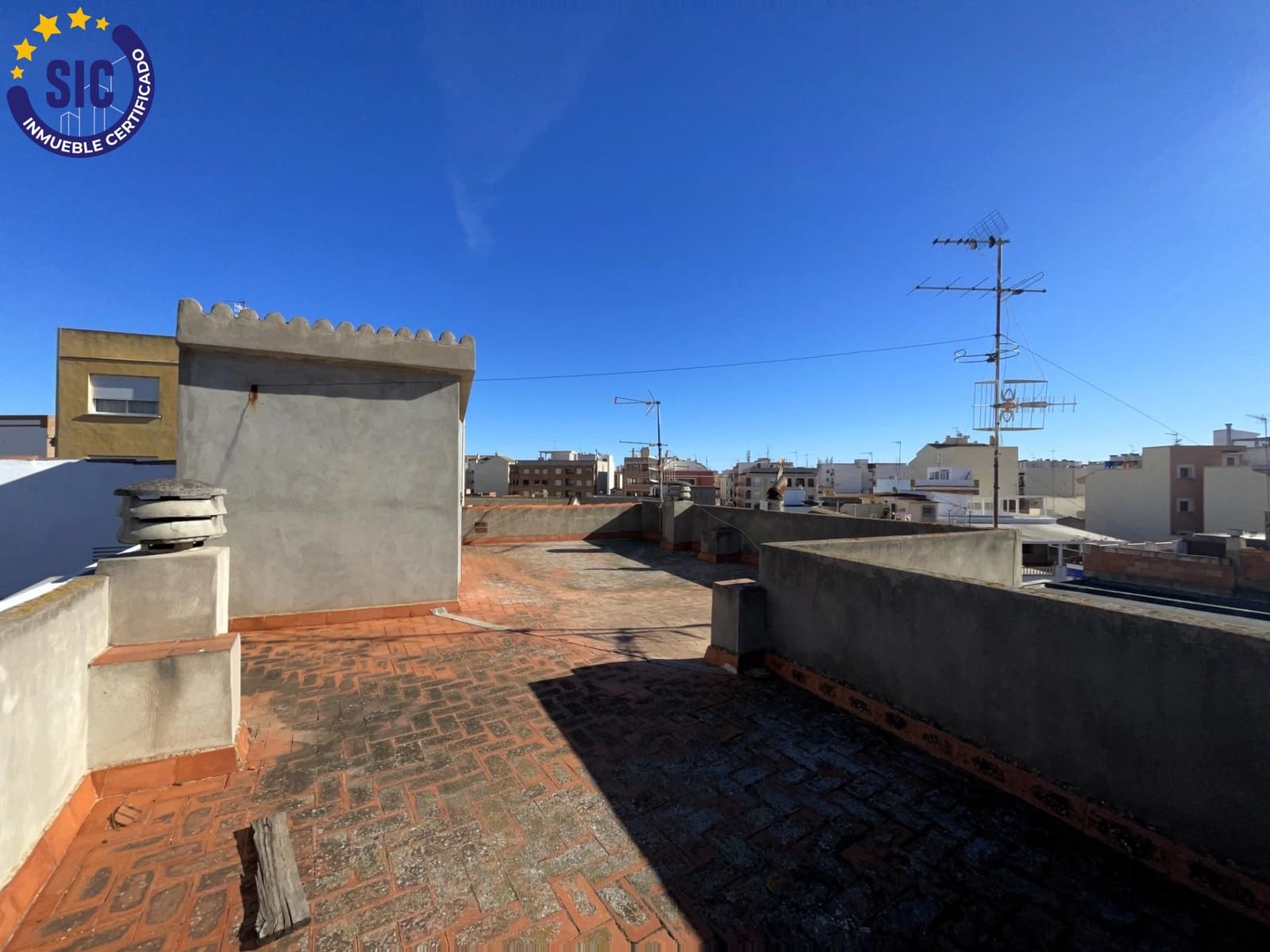 Dom na sprzedaż w Oropesa  - 200 000 € (Ref: 9548145)