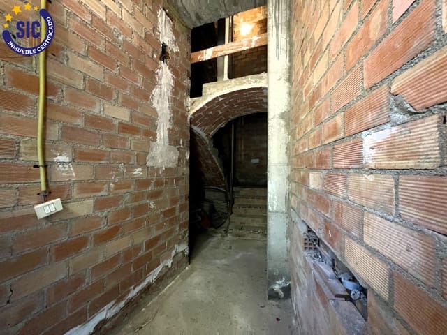 Dom na sprzedaż w Oropesa  - 200 000 € (Ref: 9548145)