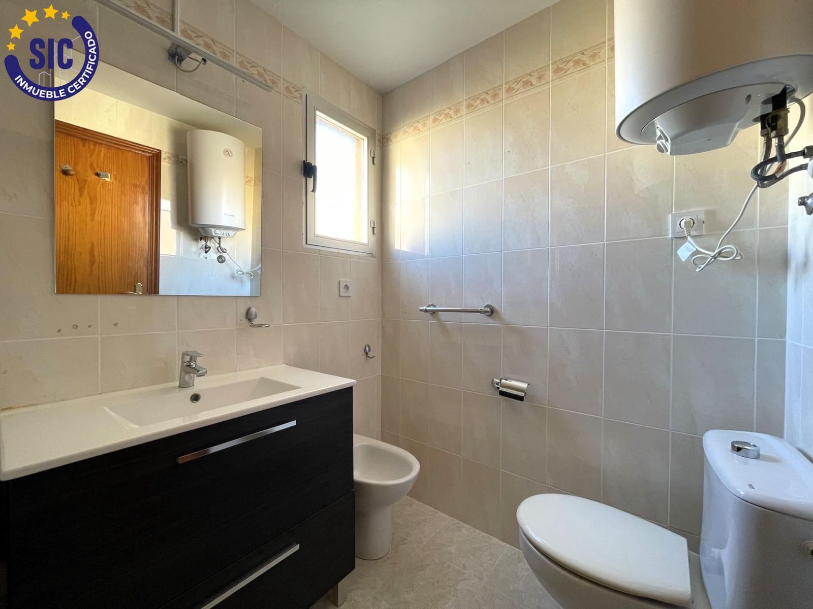 2 bedroom Apartment for sale in Oropesa  - € 98,000 (Ref: 9565202)