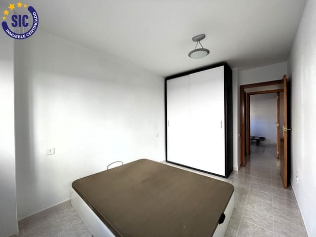 2 bedroom Apartment for sale in Oropesa  - € 98,000 (Ref: 9565202)