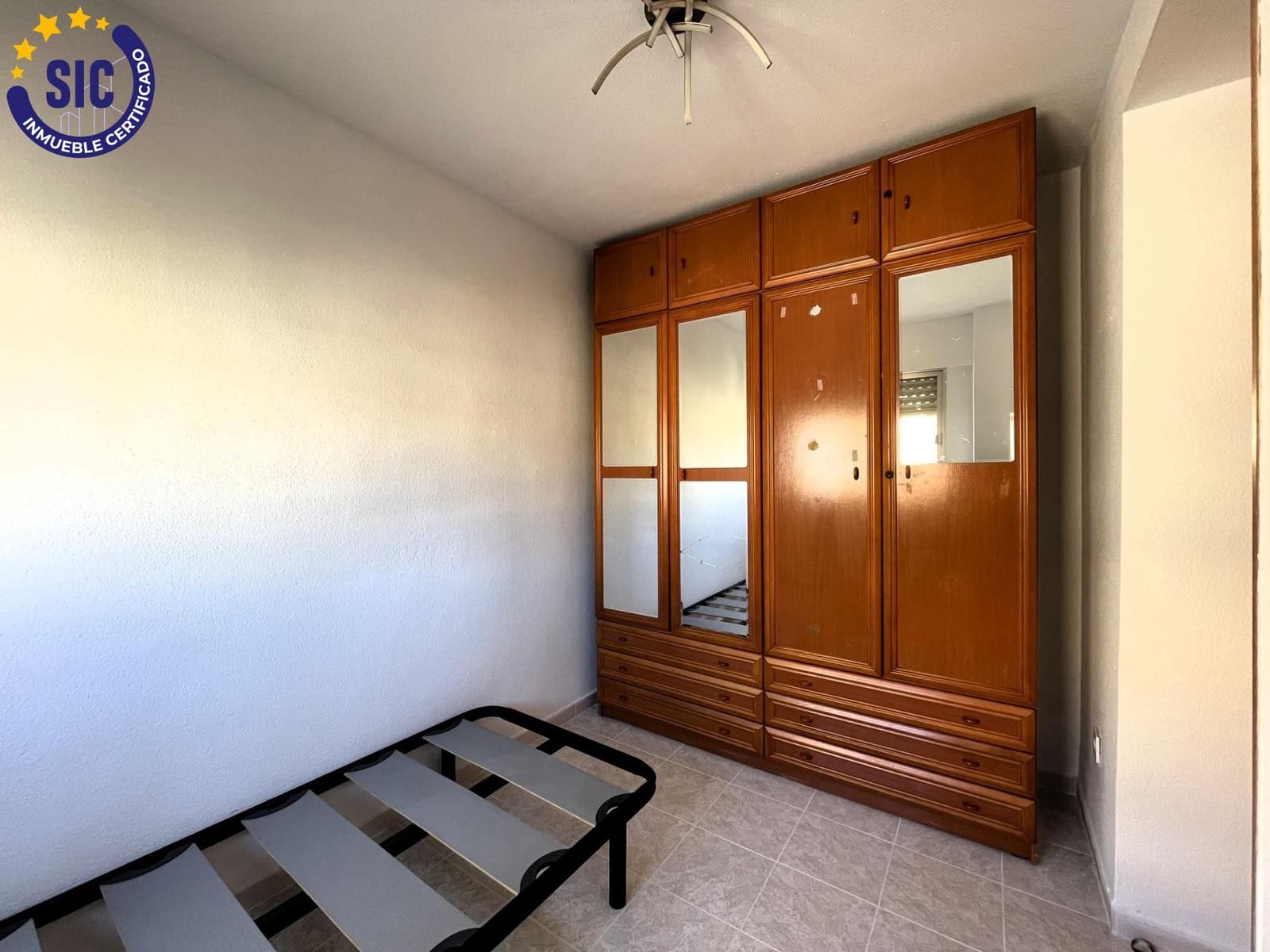 2 bedroom Apartment for sale in Oropesa  - € 98,000 (Ref: 9565202)