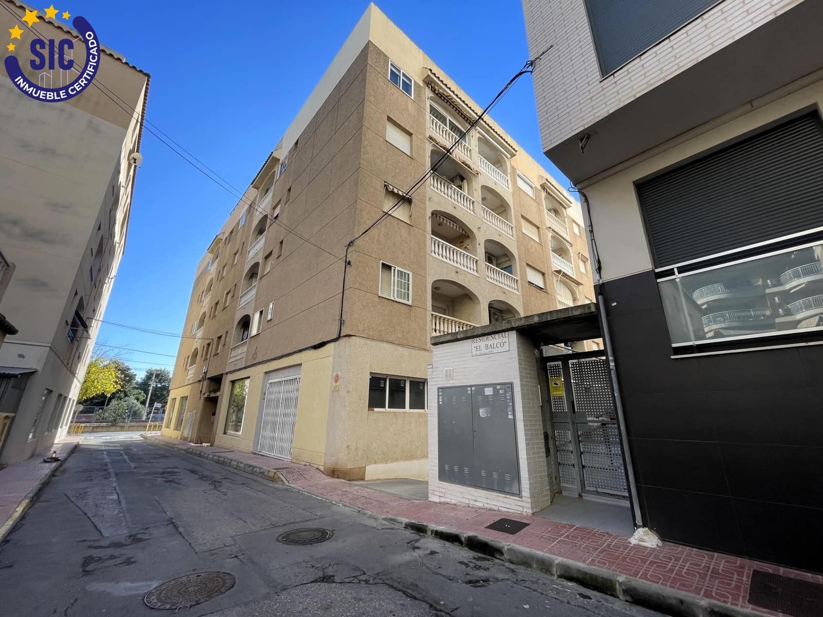 2 bedroom Apartment for sale in Oropesa  - € 98,000 (Ref: 9565202)