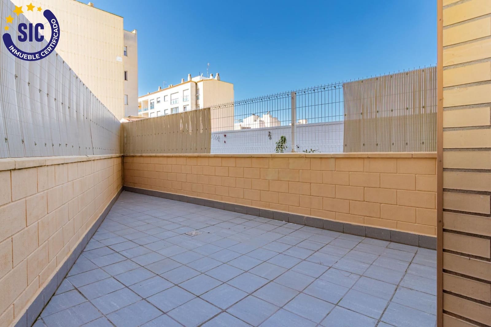 2 bedroom Flat for sale in Benicarlo - € 140,000 (Ref: 9701594)