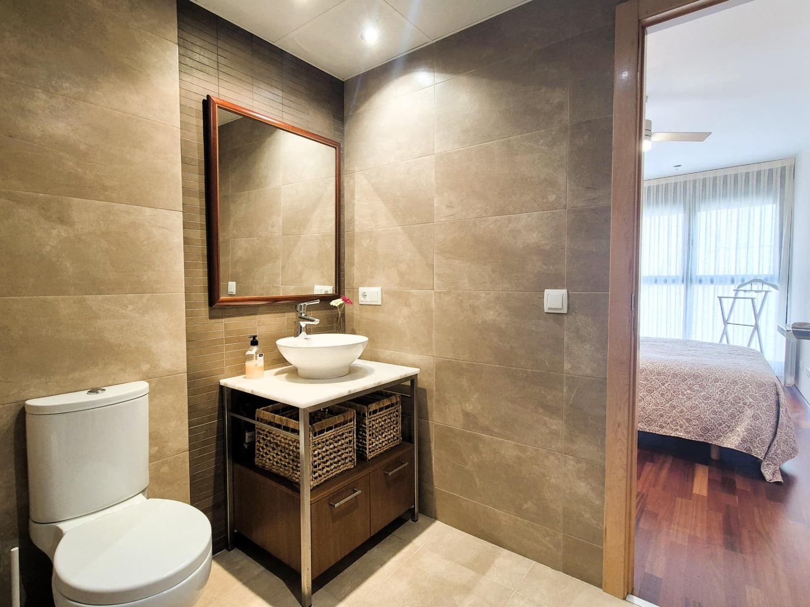 Appartement de 1 chambre à louer à Castello de la Plana avec garage - 825 € (Ref: 9758927)