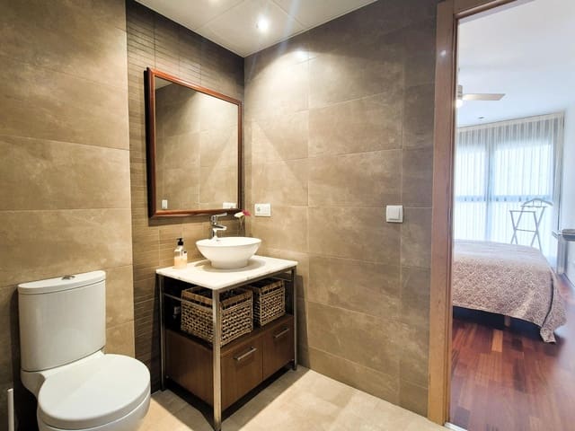 1 soverom Leilighet til leie i Centro, Castelló de la Plana med garasje - € 825 (Ref: 9758927)