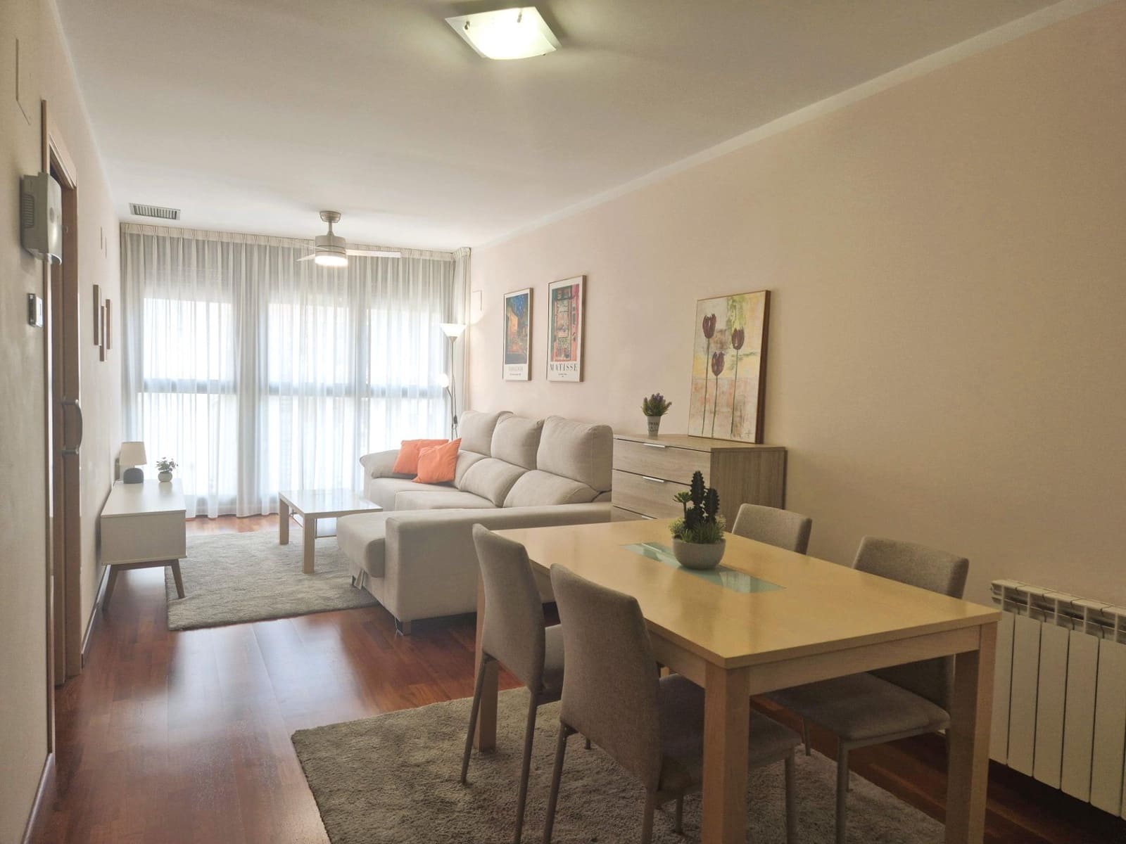 Appartement de 1 chambre à louer à Castello de la Plana avec garage - 825 € (Ref: 9758927)