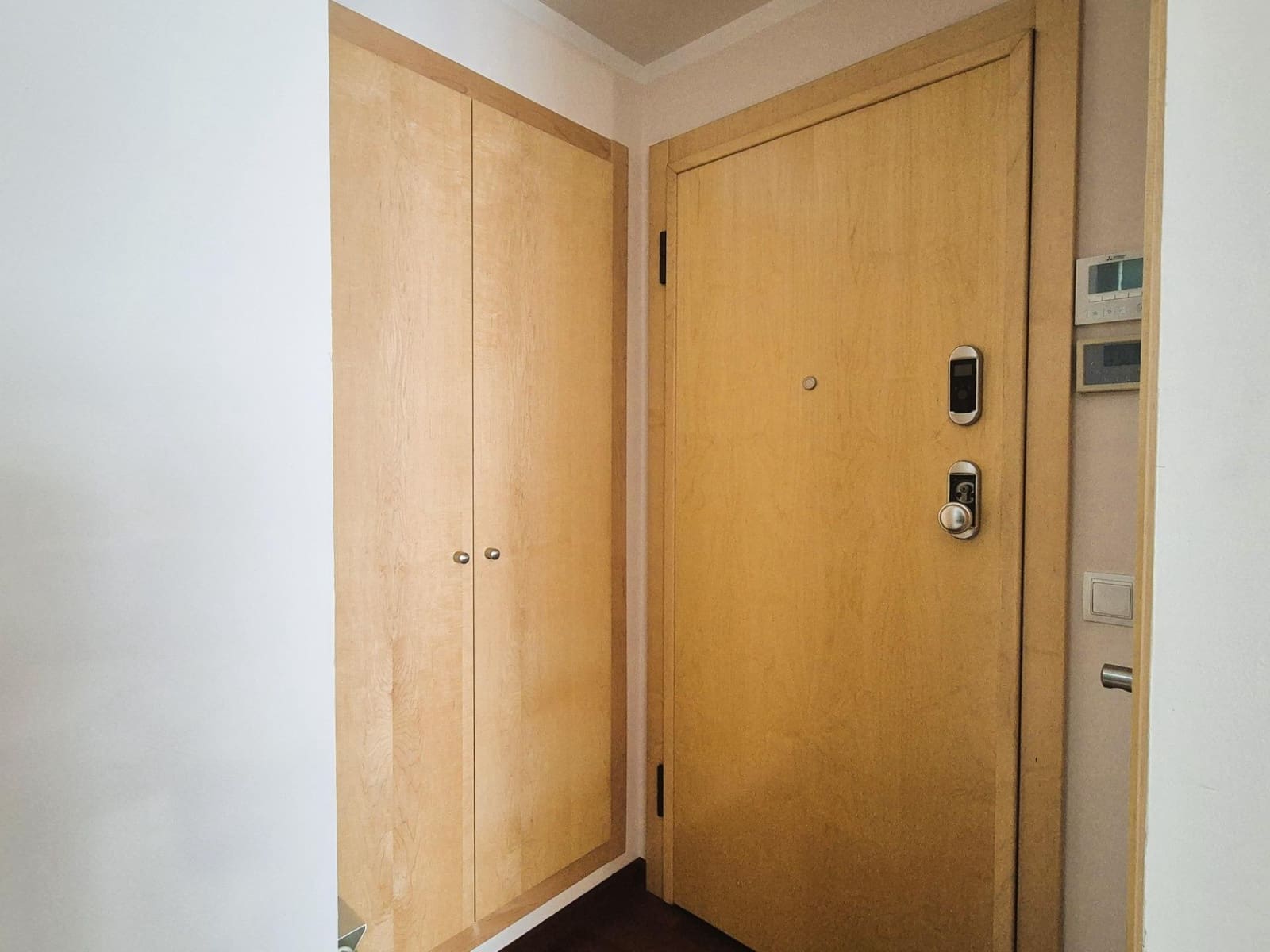 Appartement de 1 chambre à louer à Castello de la Plana avec garage - 825 € (Ref: 9758927)