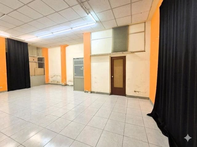 Kommersiell til salgs i Burriana / Borriana - € 68 000 (Ref: 9799209)