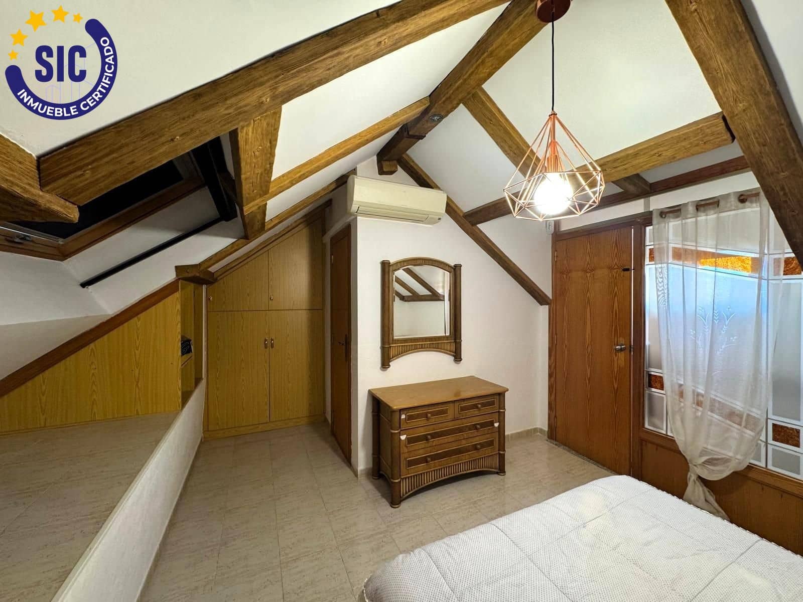 3 makuuhuone Rivitalo myytävänä paikassa Oropesa  - 185 000 € (Ref: 9799210)