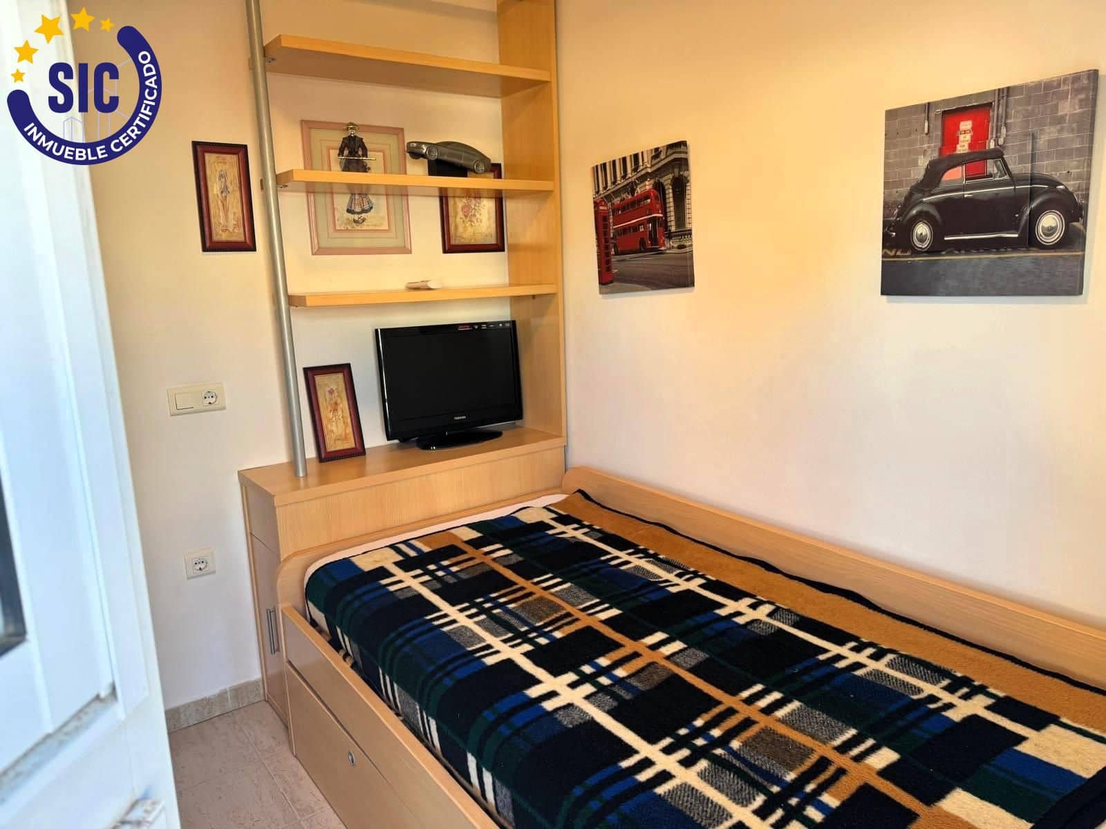 3 makuuhuone Rivitalo myytävänä paikassa Oropesa  - 185 000 € (Ref: 9799210)