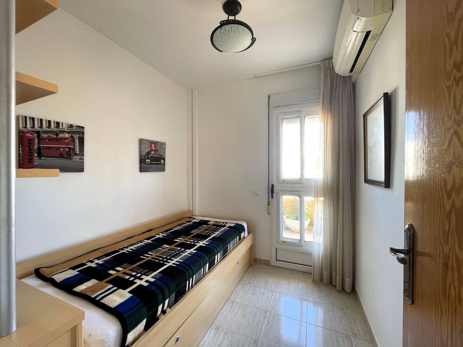 3 sovrum Radhus till salu i Oropesa  - 185 000 € (Ref: 9799210)