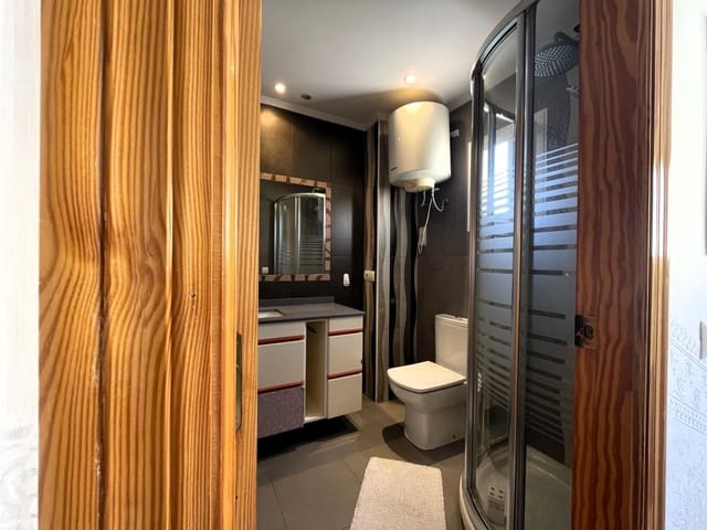 3 makuuhuone Rivitalo myytävänä paikassa Oropesa  - 185 000 € (Ref: 9799210)