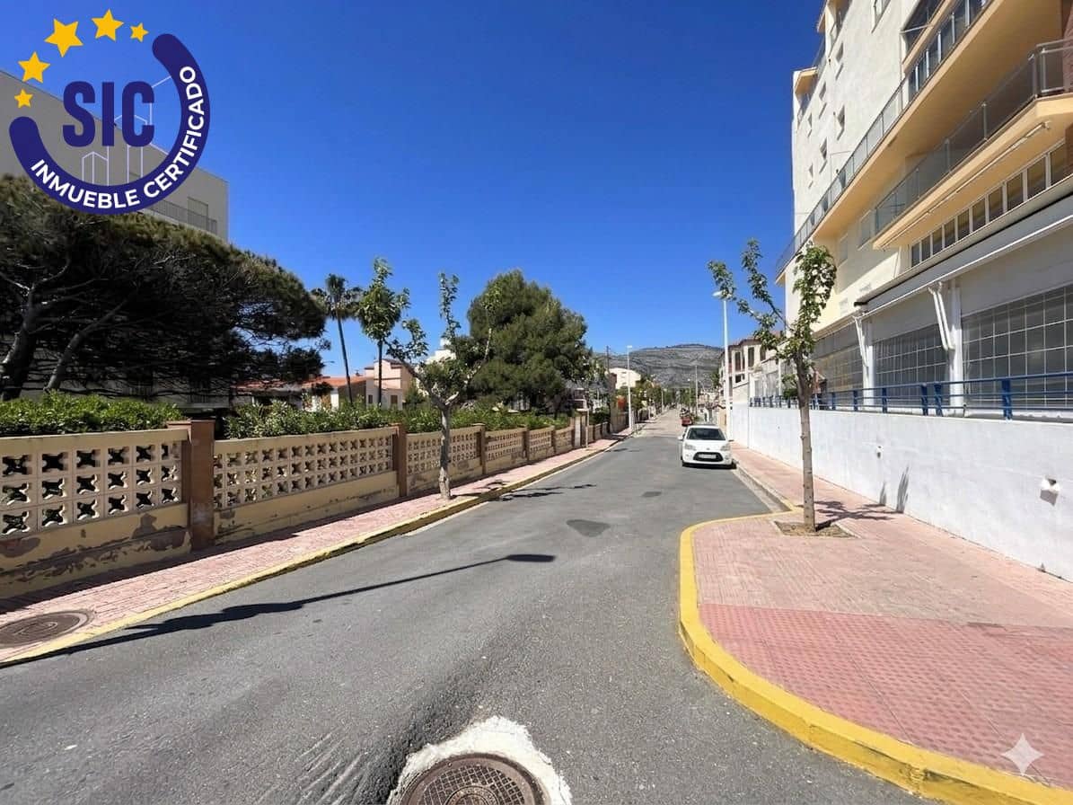 3 bedroom Terraced Villa for sale in Oropesa  - € 185,000 (Ref: 9799210)