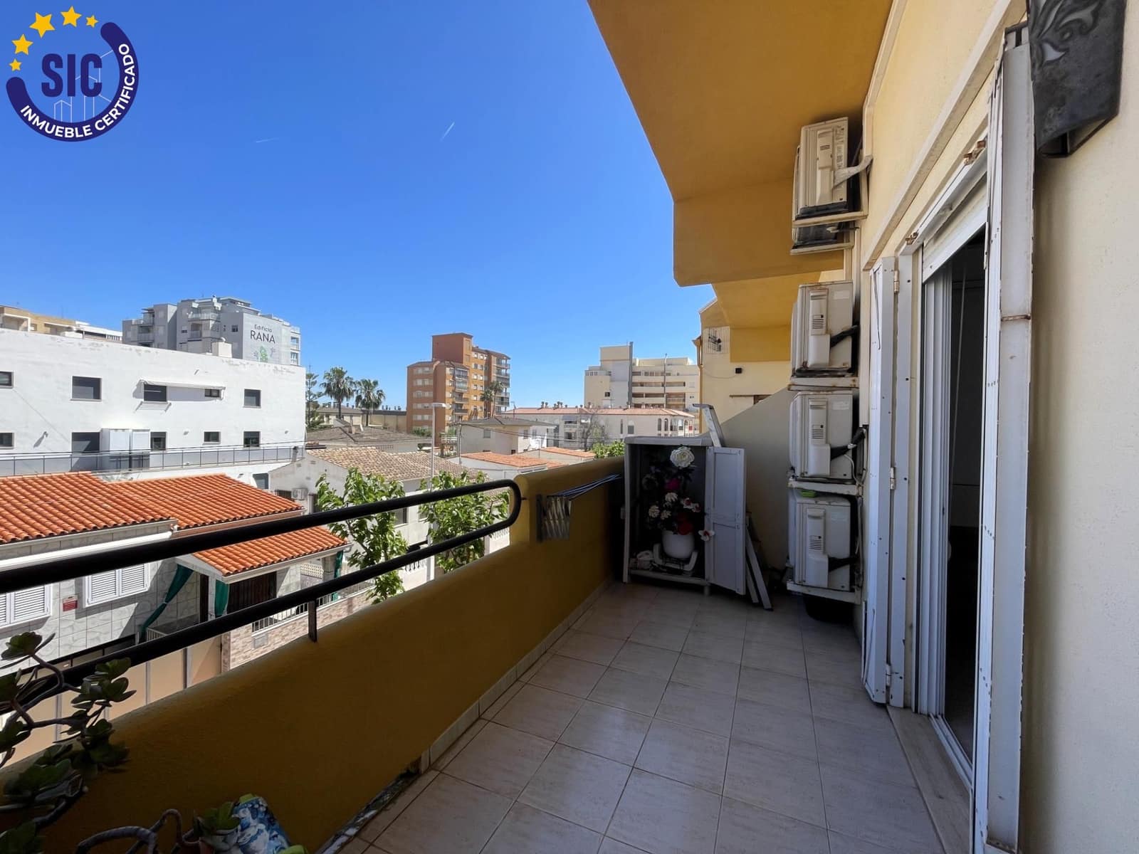 3 bedroom Terraced Villa for sale in Oropesa  - € 185,000 (Ref: 9799210)