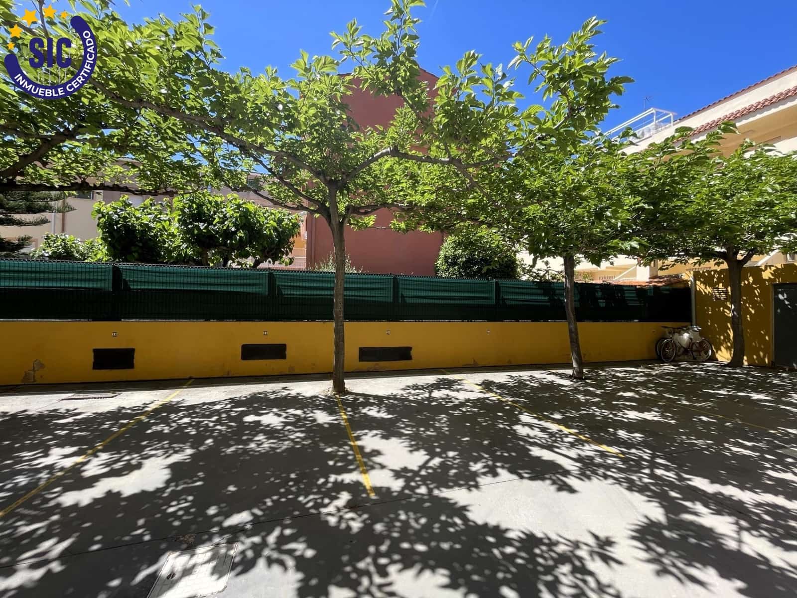 3 bedroom Terraced Villa for sale in Oropesa  - € 185,000 (Ref: 9799210)