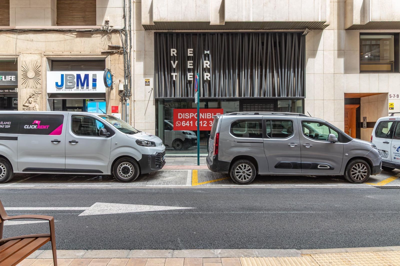 Kommersiell til leie i Castello de la Plana - € 3 900 (Ref: 9806444)