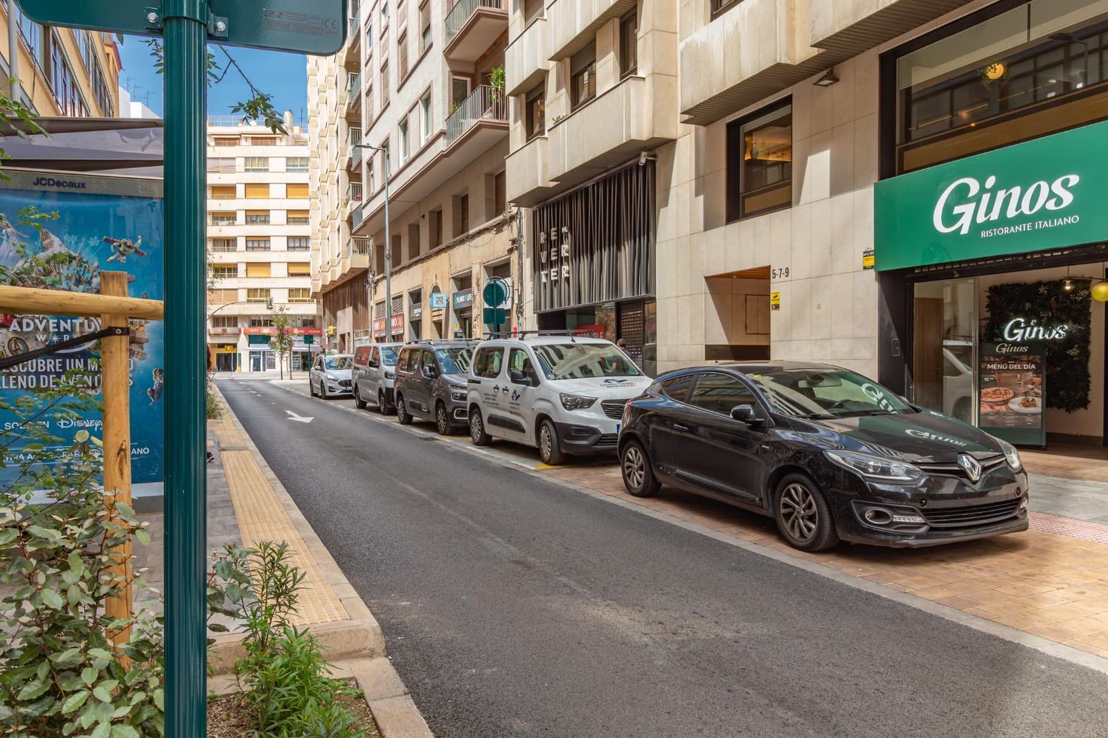 Kommersiell til leie i Castello de la Plana - € 3 900 (Ref: 9806444)