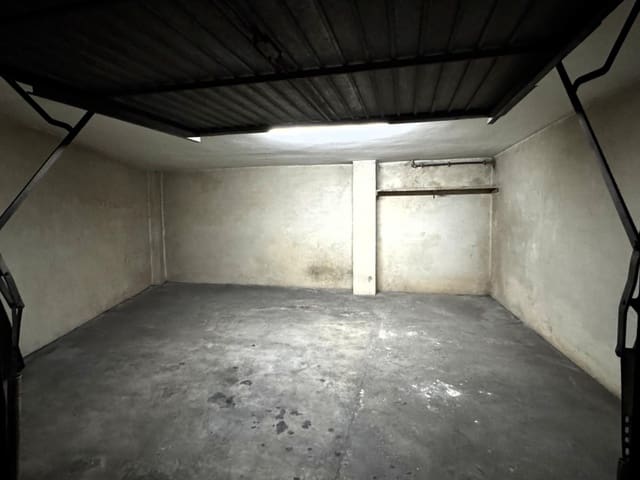 Autotalli myytävänä paikassa Sur, Castelló de la Plana - 26 000 € (Ref: 9831319)