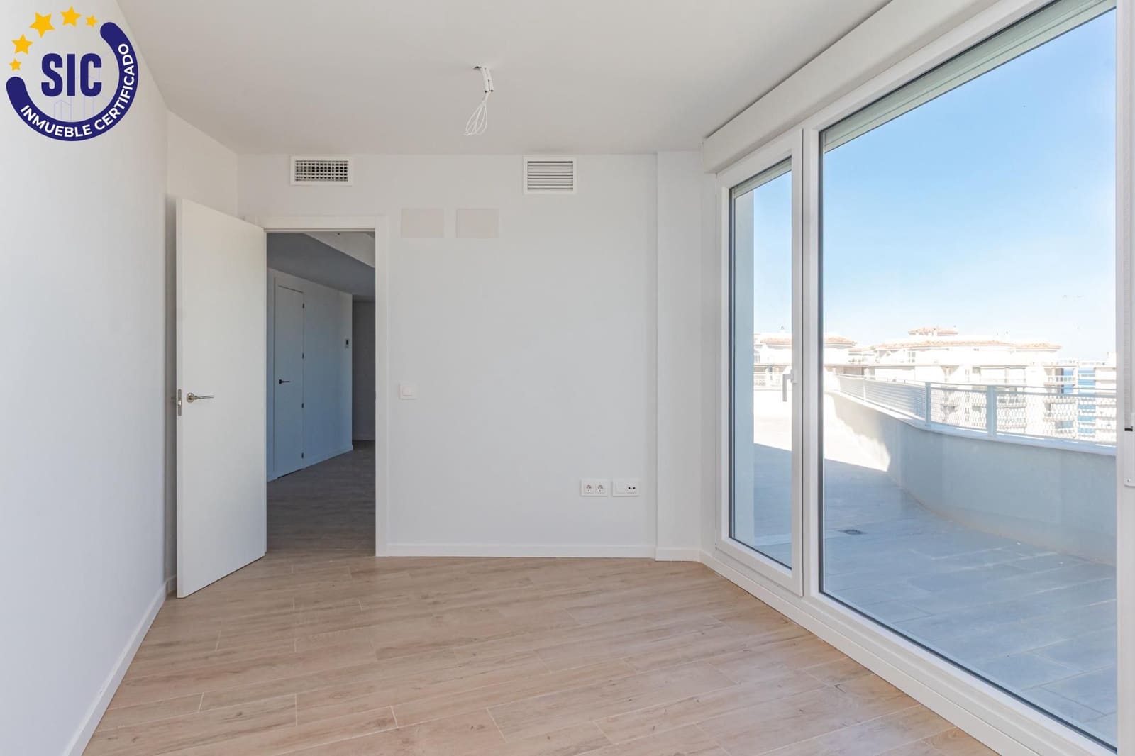 2 makuuhuone Kattohuoneisto myytävänä paikassa Peniscola mukana uima-altaan - 365 000 € (Ref: 9866979)