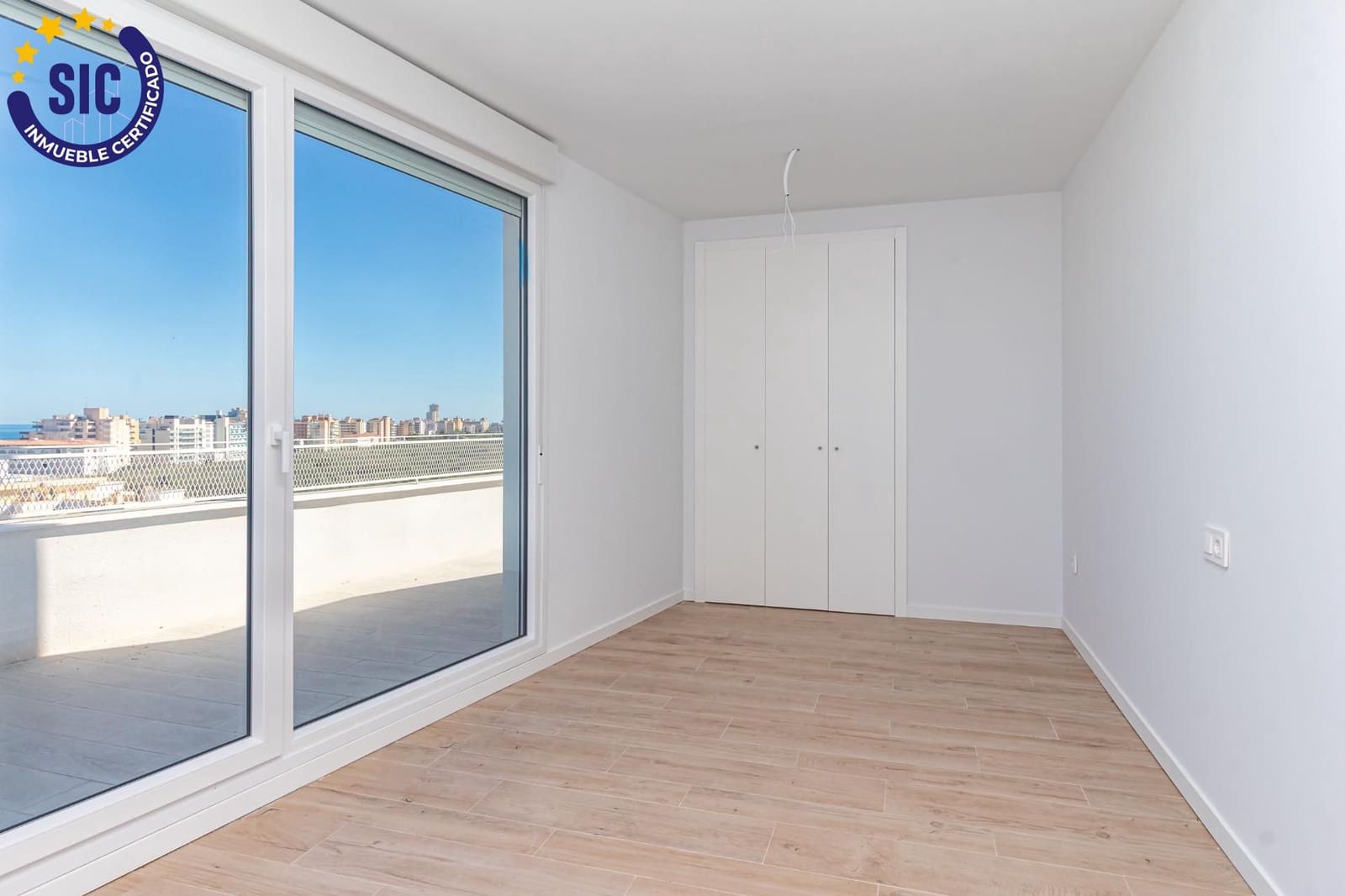 2 makuuhuone Kattohuoneisto myytävänä paikassa Peniscola mukana uima-altaan - 365 000 € (Ref: 9866979)
